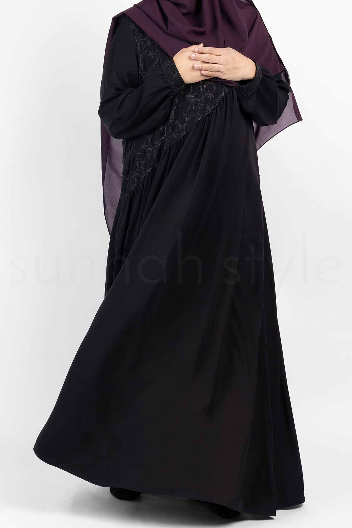 Sunnah Style Floral Umbrella Abaya Black Embroidered